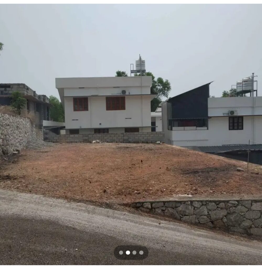 HOUSE FOR SALE IN CHANTHAVILA