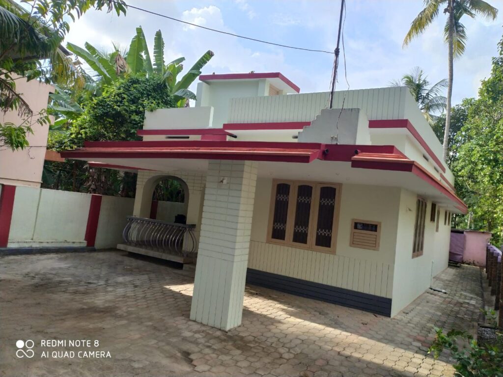 HOUSE FOR SALE IN PONGUMODU