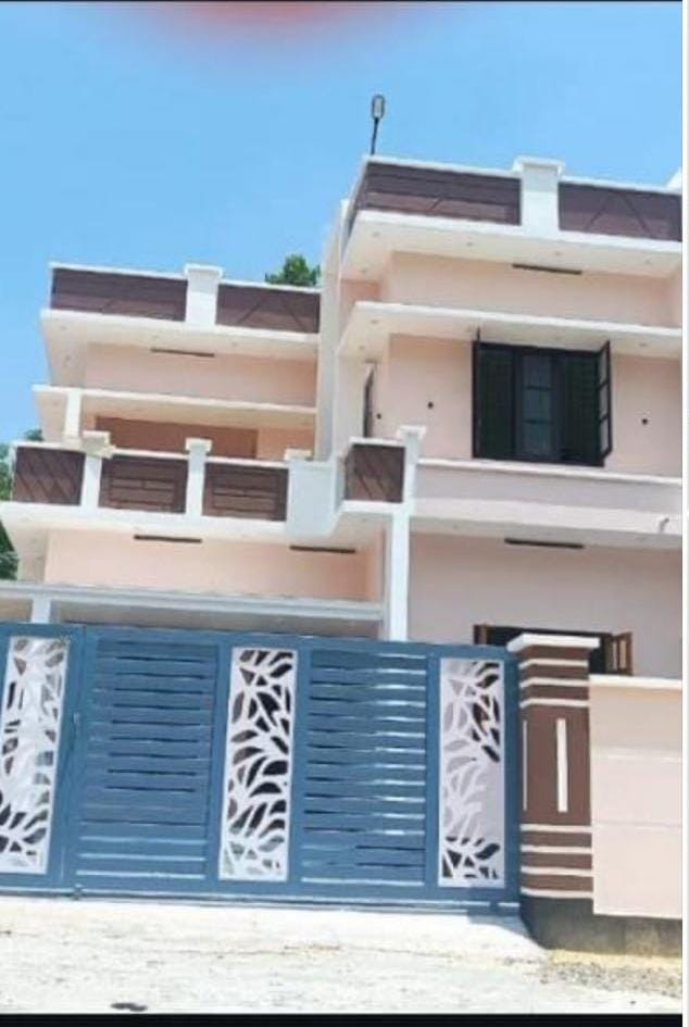 HOUSE FOR SALE IN PERUMPUZHA