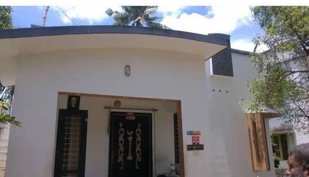 HOUSE FOR SALE IN VEDIVECHANKOVIL