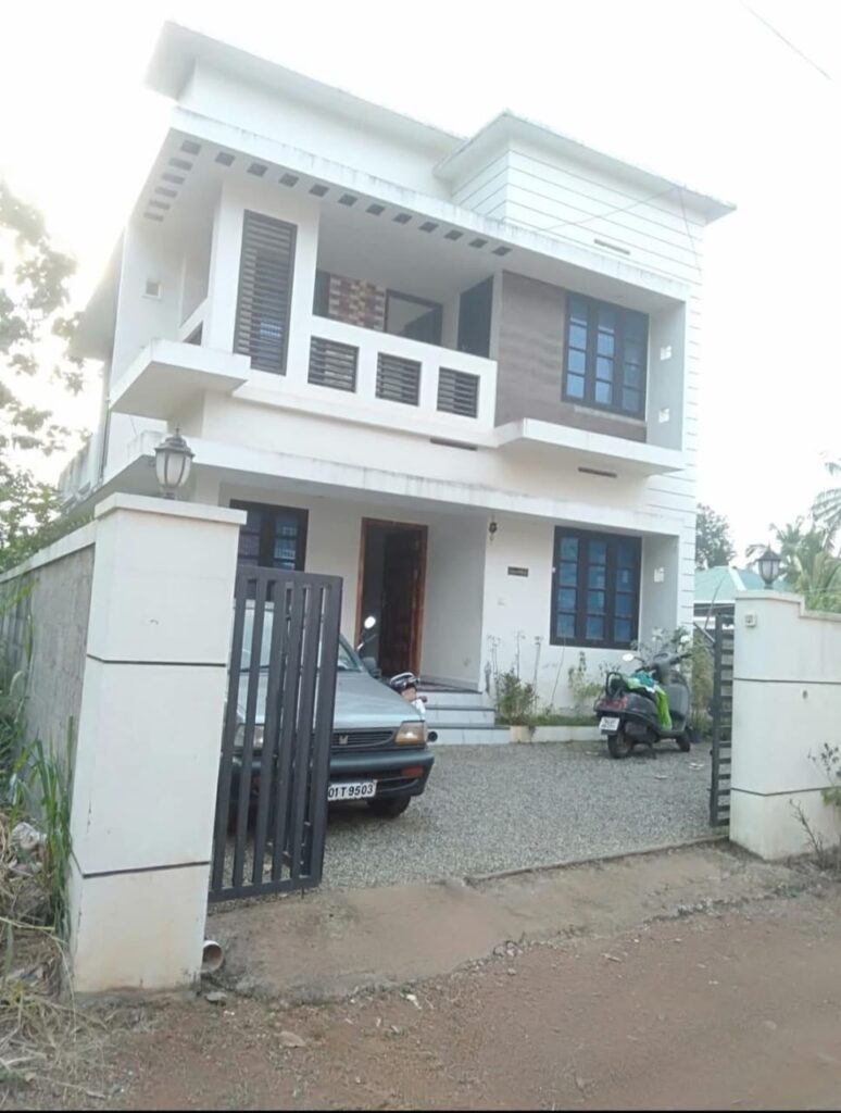 House for Sale in Puliyarakonam kavumpuram