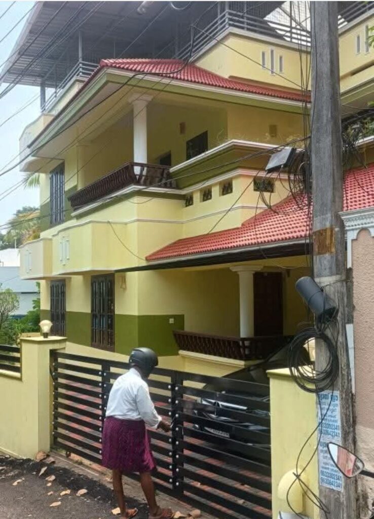 House For Sale In Vattiyoorkavu