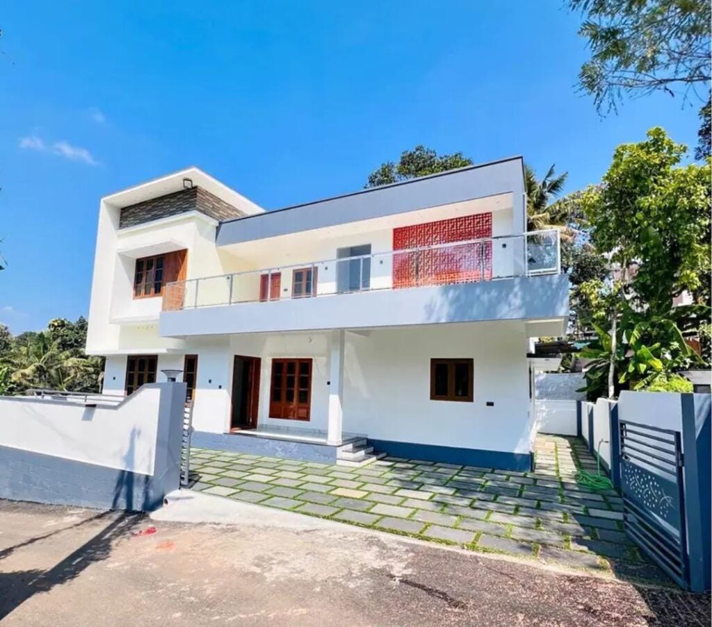 House For Sale In Pothencode Kazhakuttam
