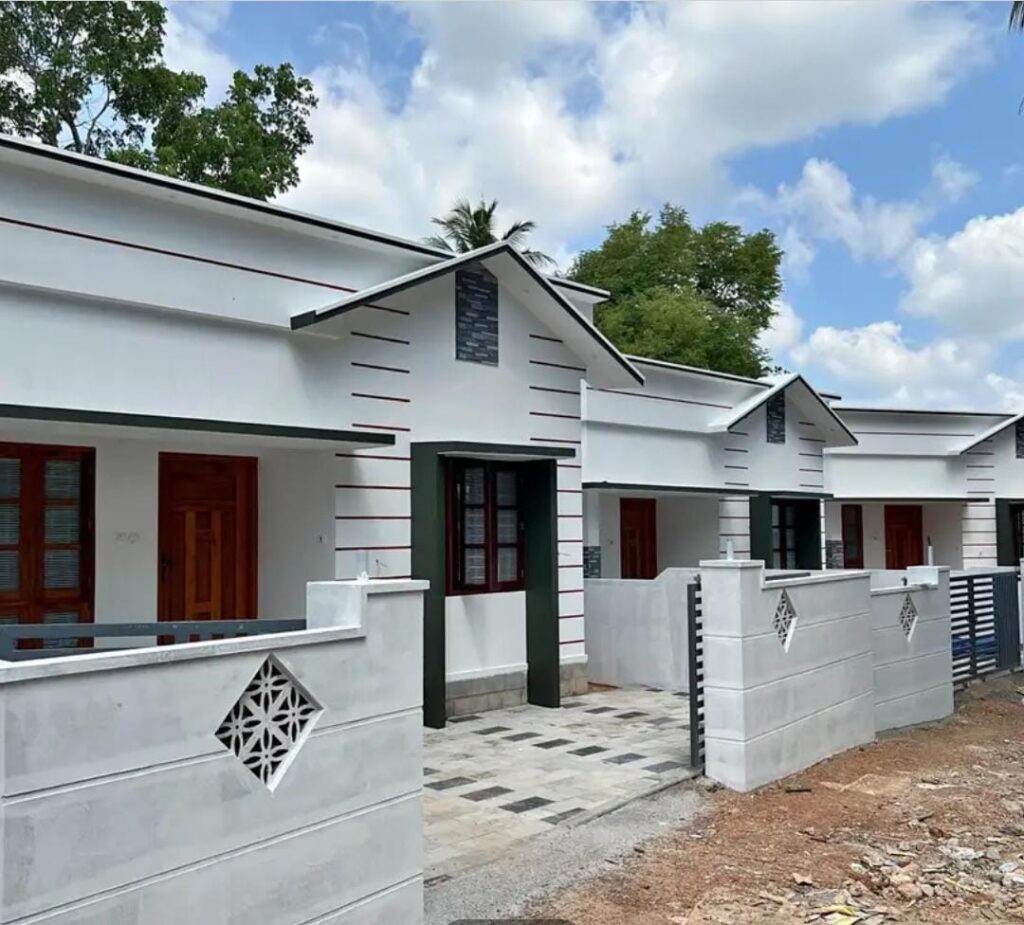 House For Sale In Kazhakuttam Kaattaikonam