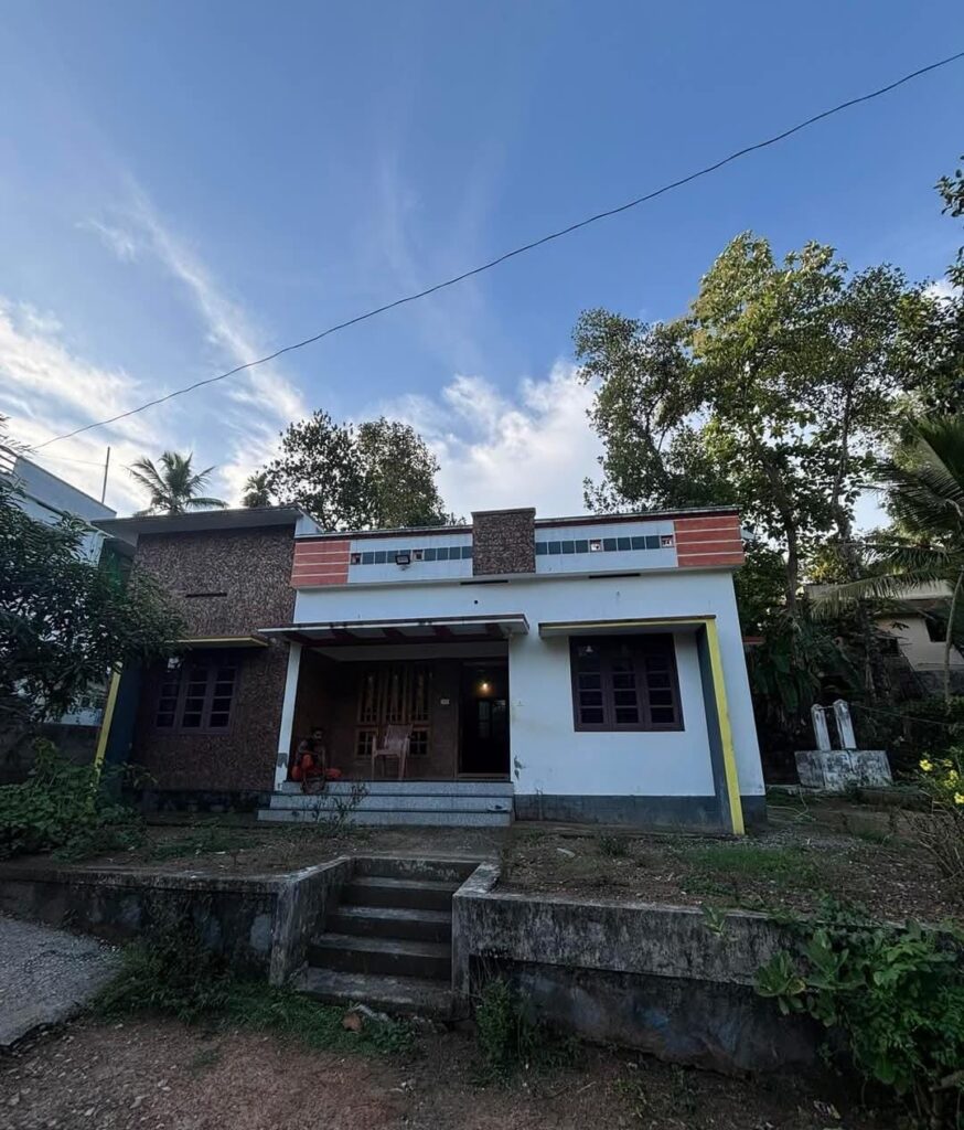 House For Sale In Mukkolaykkal Nedumangad