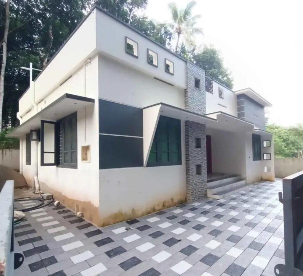 House For Sale In Tvm Pothencode Ayirooppara